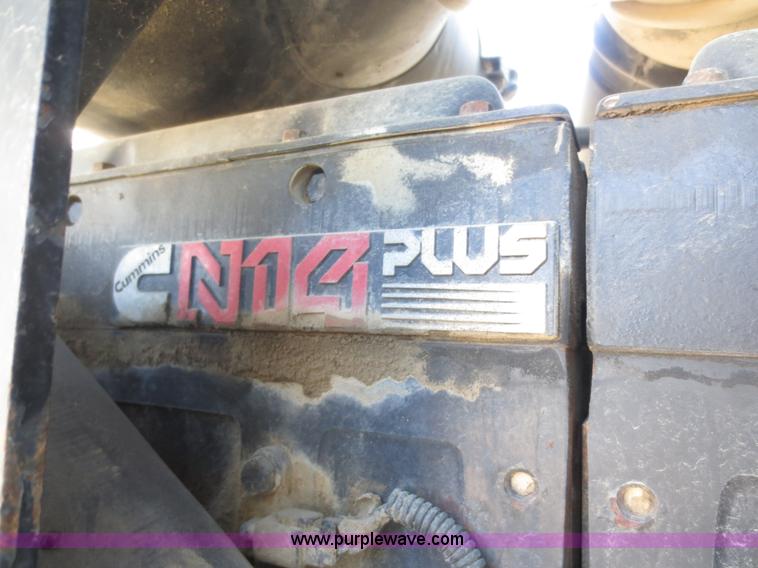 image for item F6593 1996 Kenworth T600 semi truck