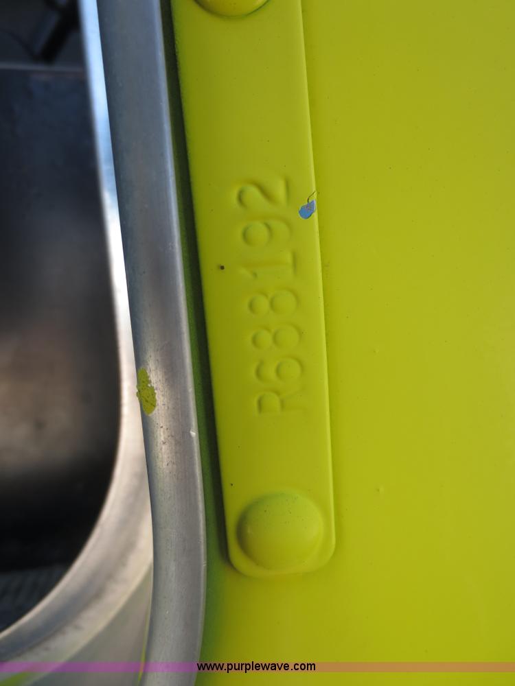 image for item F6593 1996 Kenworth T600 semi truck