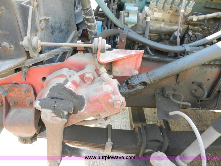 image for item A3956 1991 International 4900 dump truck