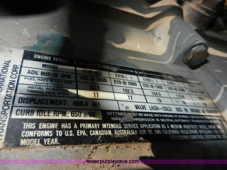 image for item A3956 1991 International 4900 dump truck