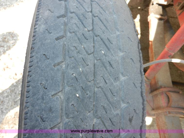 image for item A3956 1991 International 4900 dump truck