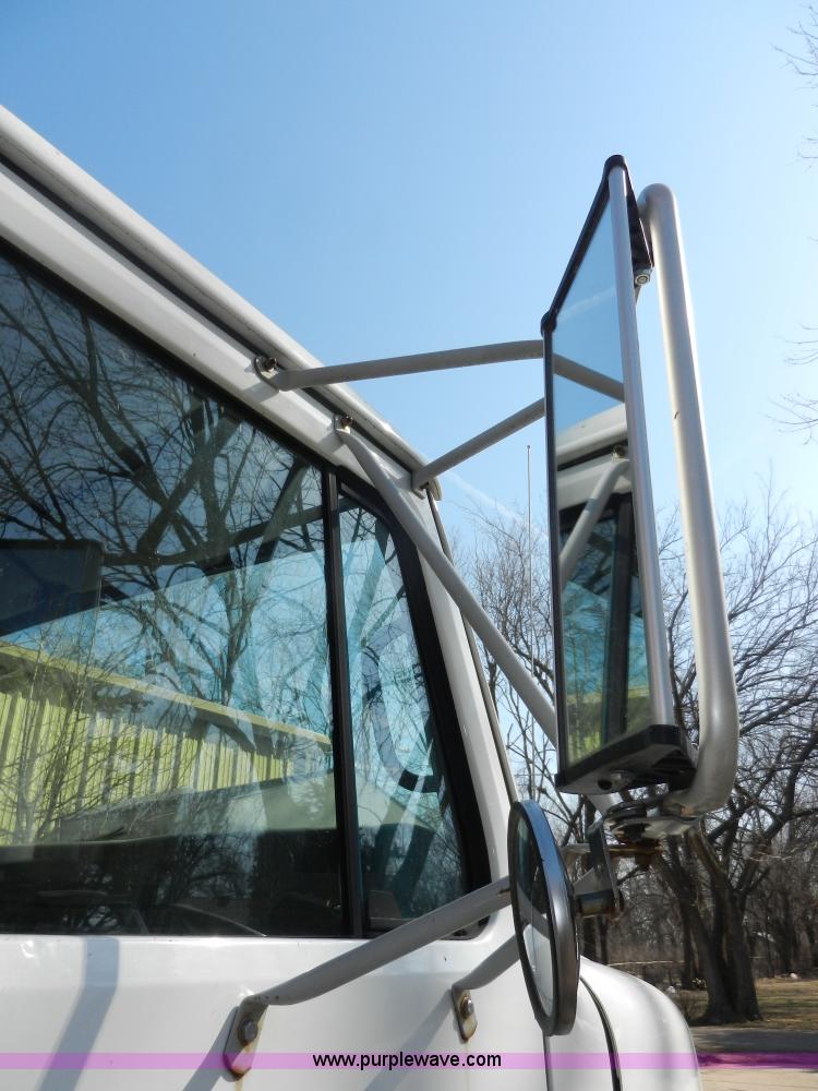 image for item A3956 1991 International 4900 dump truck