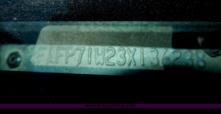 image for item A3961 2003 Ford Crown Victoria Police Interceptor