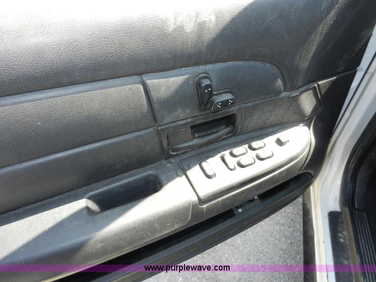 image for item A3961 2003 Ford Crown Victoria Police Interceptor