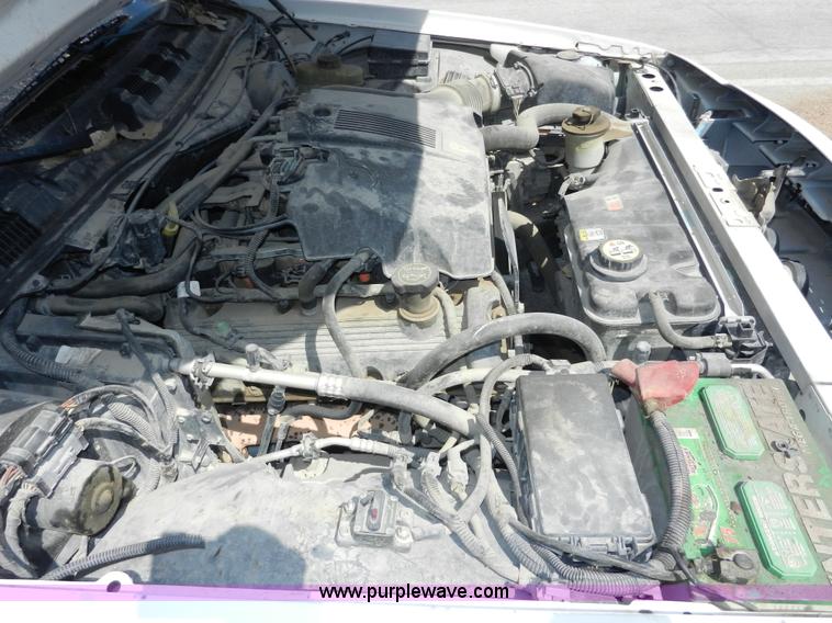 image for item A3961 2003 Ford Crown Victoria Police Interceptor