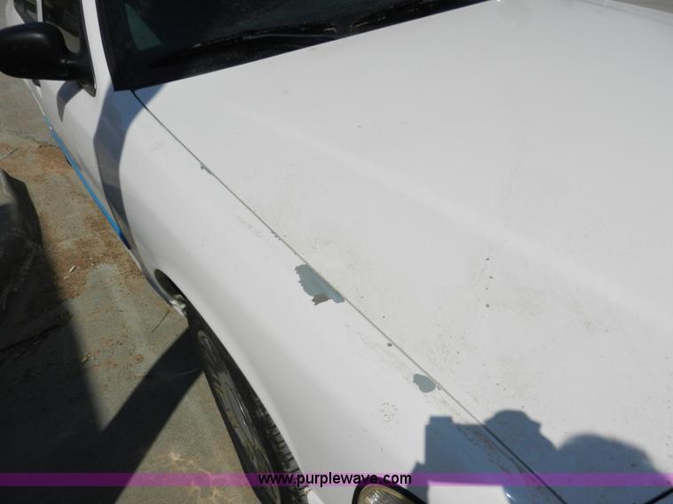 image for item A3961 2003 Ford Crown Victoria Police Interceptor