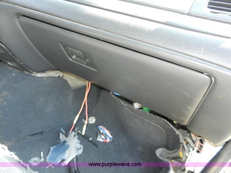 image for item A3961 2003 Ford Crown Victoria Police Interceptor