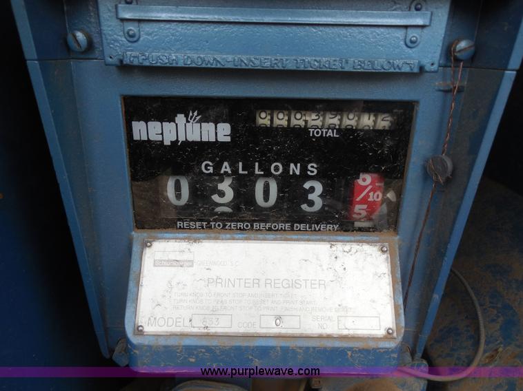 image for item A5156 1995 Ameritank truck bed mounted propane tank