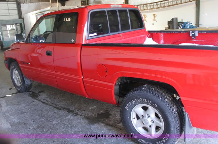 image for item AA9093 1997 Dodge Ram 1500 pickup truck