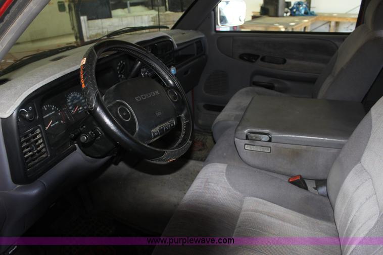 image for item AA9093 1997 Dodge Ram 1500 pickup truck