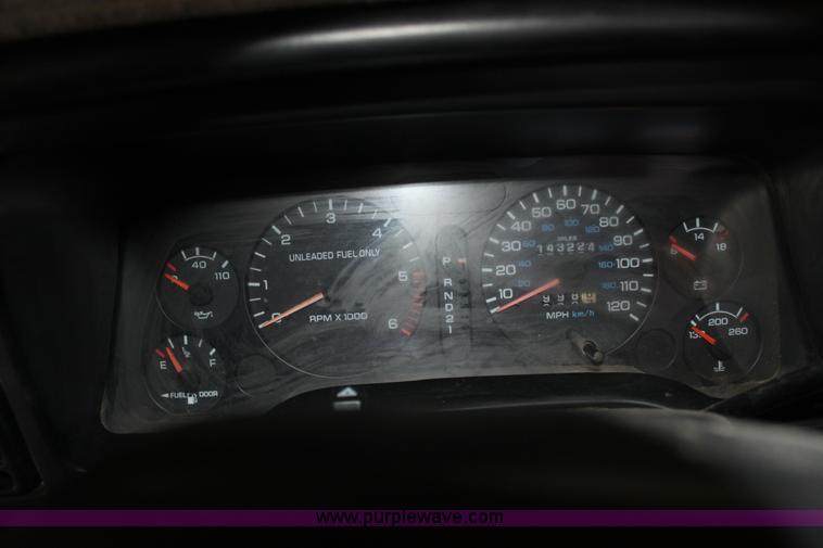 image for item AA9093 1997 Dodge Ram 1500 pickup truck