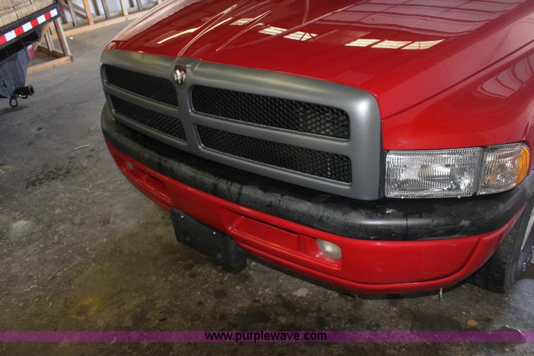 image for item AA9093 1997 Dodge Ram 1500 pickup truck
