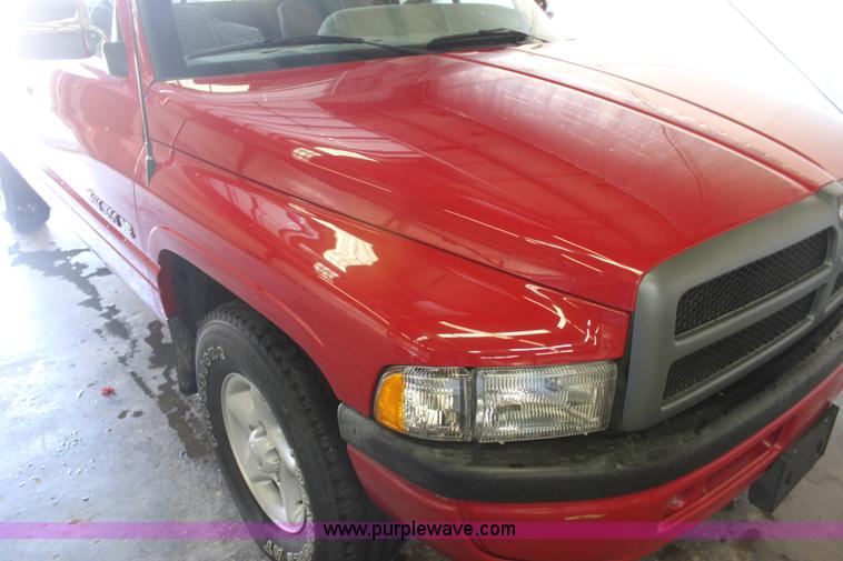 image for item AA9093 1997 Dodge Ram 1500 pickup truck