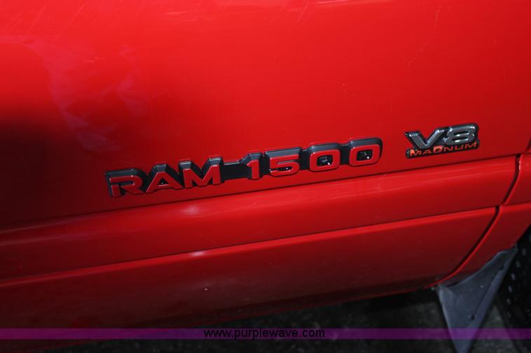 image for item AA9093 1997 Dodge Ram 1500 pickup truck