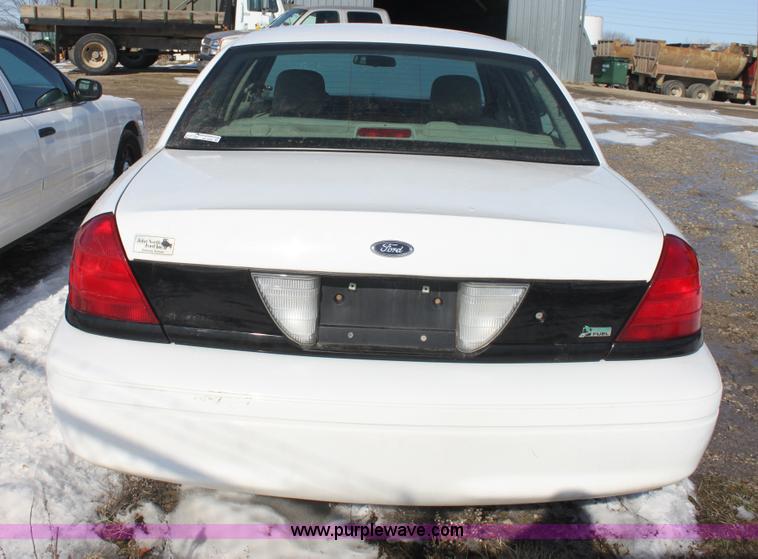 image for item AA9098 2009 Ford Crown Victoria Police Interceptor