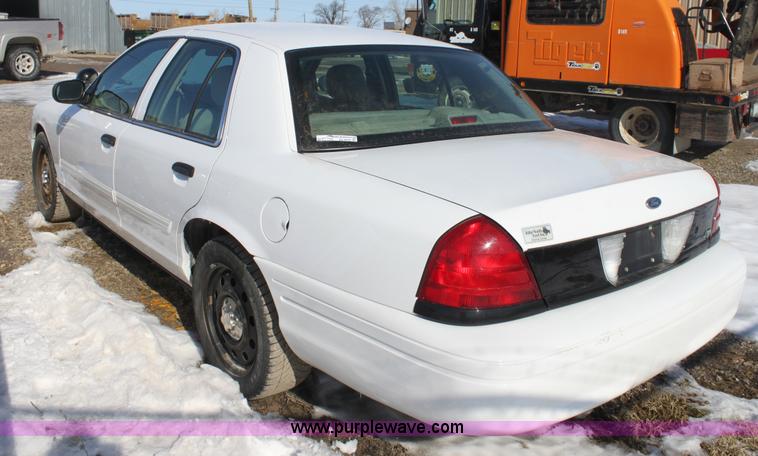 image for item AA9098 2009 Ford Crown Victoria Police Interceptor