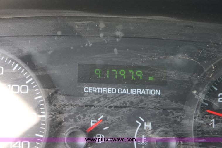 image for item AA9098 2009 Ford Crown Victoria Police Interceptor