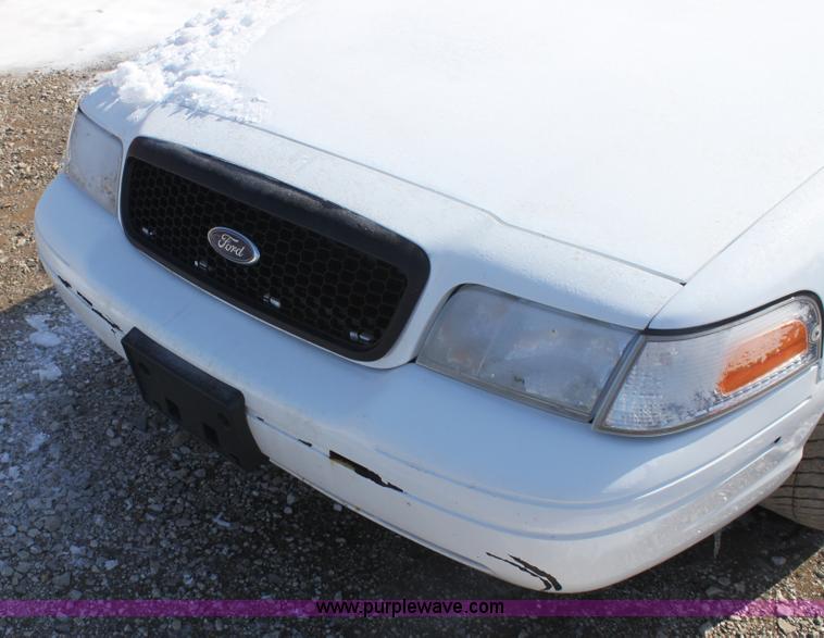 image for item AA9098 2009 Ford Crown Victoria Police Interceptor