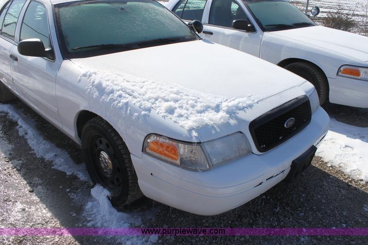 image for item AA9098 2009 Ford Crown Victoria Police Interceptor