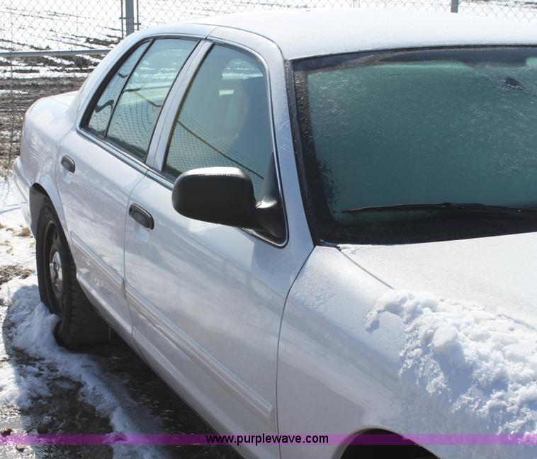 image for item AA9098 2009 Ford Crown Victoria Police Interceptor