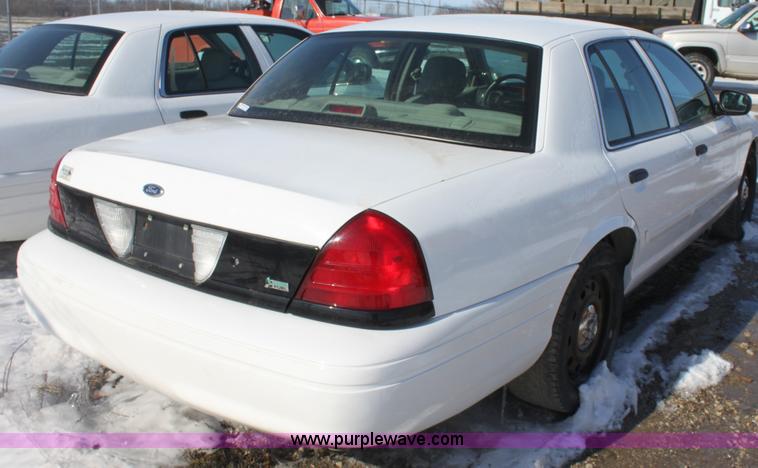 image for item AA9098 2009 Ford Crown Victoria Police Interceptor