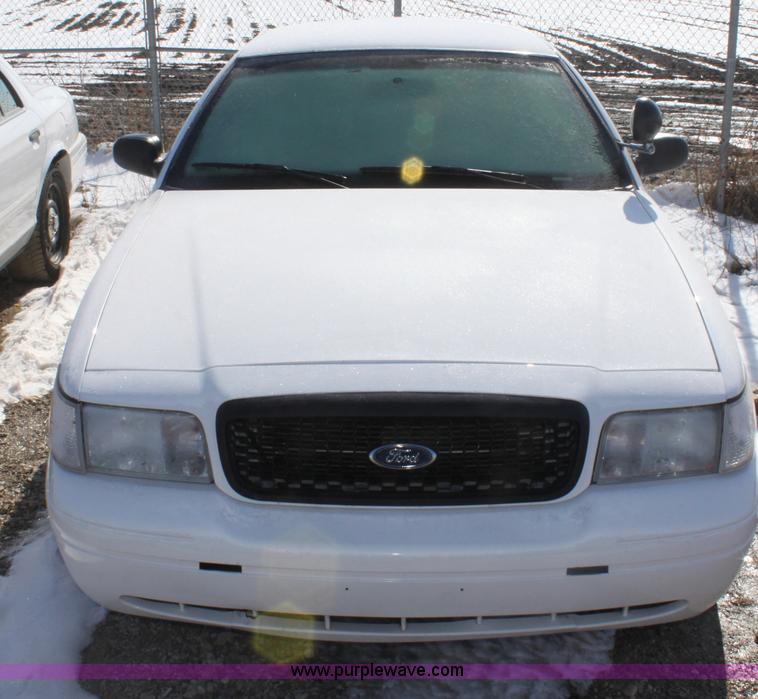 image for item AA9099 2010 Ford Crown Victoria Police Interceptor