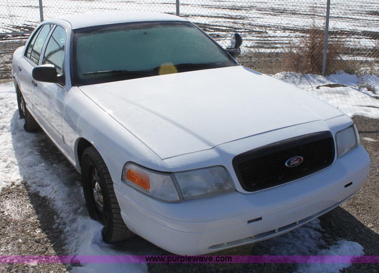 image for item AA9099 2010 Ford Crown Victoria Police Interceptor