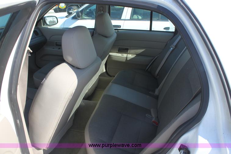 image for item AA9099 2010 Ford Crown Victoria Police Interceptor