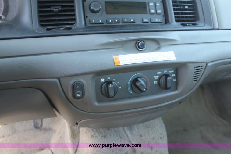 image for item AA9099 2010 Ford Crown Victoria Police Interceptor