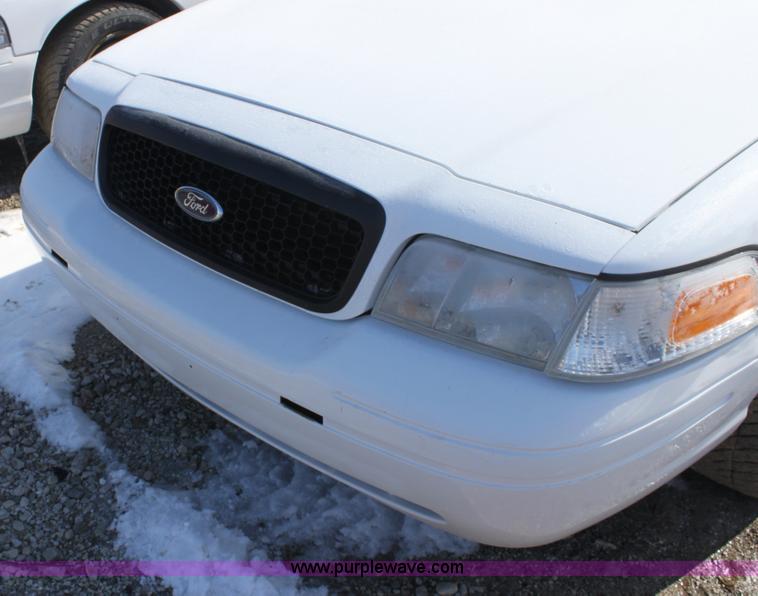image for item AA9099 2010 Ford Crown Victoria Police Interceptor