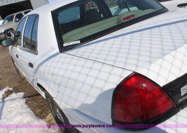 image for item AA9099 2010 Ford Crown Victoria Police Interceptor