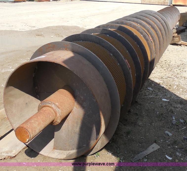 image for item AG9902 Sand sifter auger with screen casing