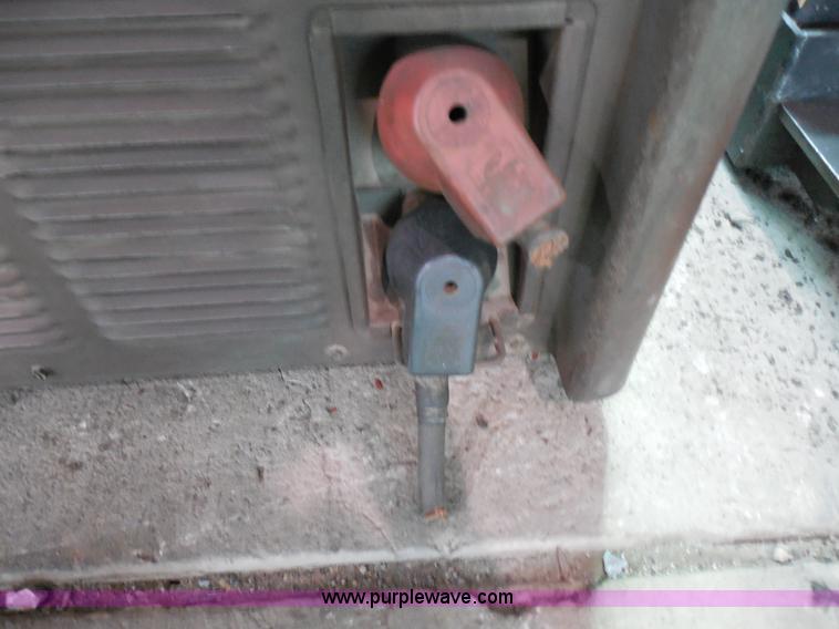 image for item AG9917 Lincoln Idealarc TM500 arc welder