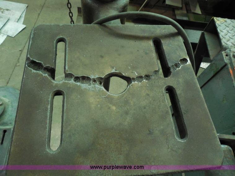 image for item AG9923 Delta industrial drill press