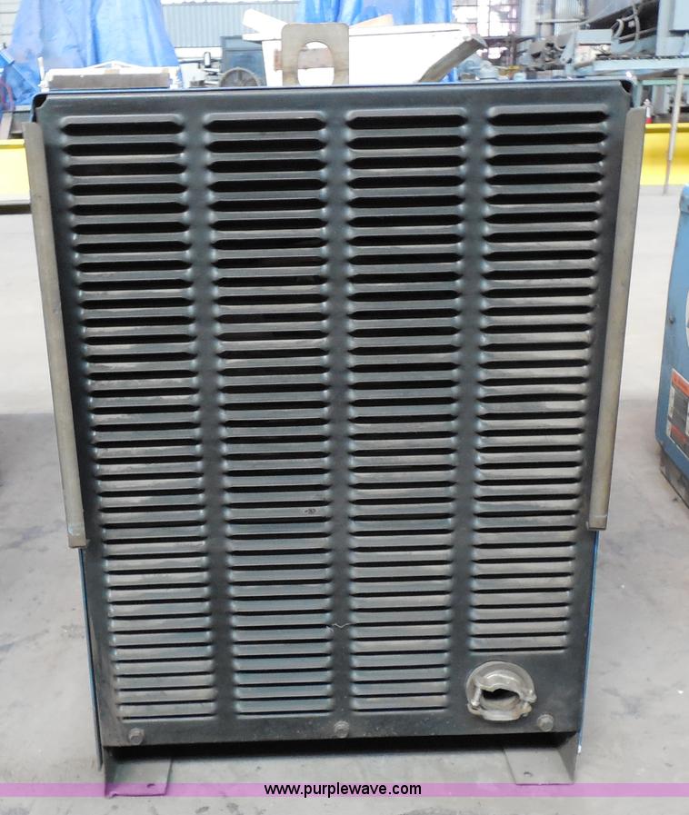 image for item AG9930 Miller Maxtron 450 CC/CV DC inverter arc welder