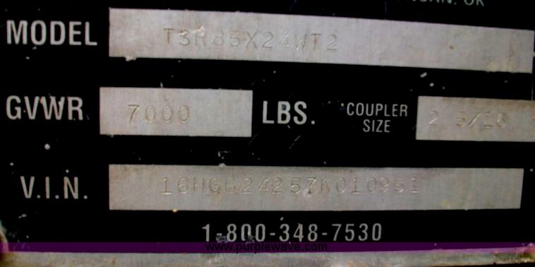 image for item B1892 2006 Haulmark Transport enclosed trailer