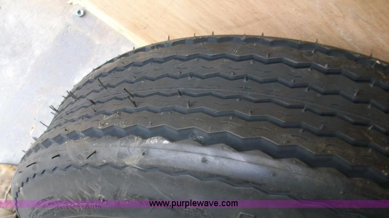 image for item B1899 2007 Doolittle enclosed trailer