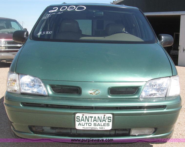 image for item B5426 2000 Oldsmobile Silhouette minivan