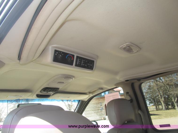 image for item B5426 2000 Oldsmobile Silhouette minivan