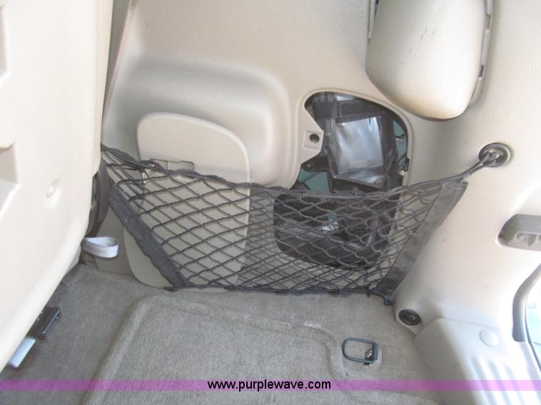 image for item B5426 2000 Oldsmobile Silhouette minivan