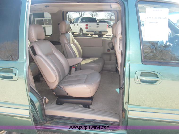 image for item B5426 2000 Oldsmobile Silhouette minivan