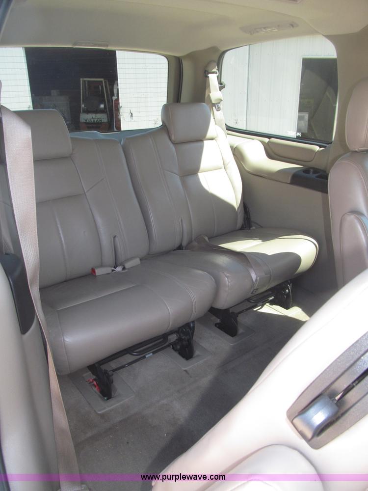 image for item B5426 2000 Oldsmobile Silhouette minivan