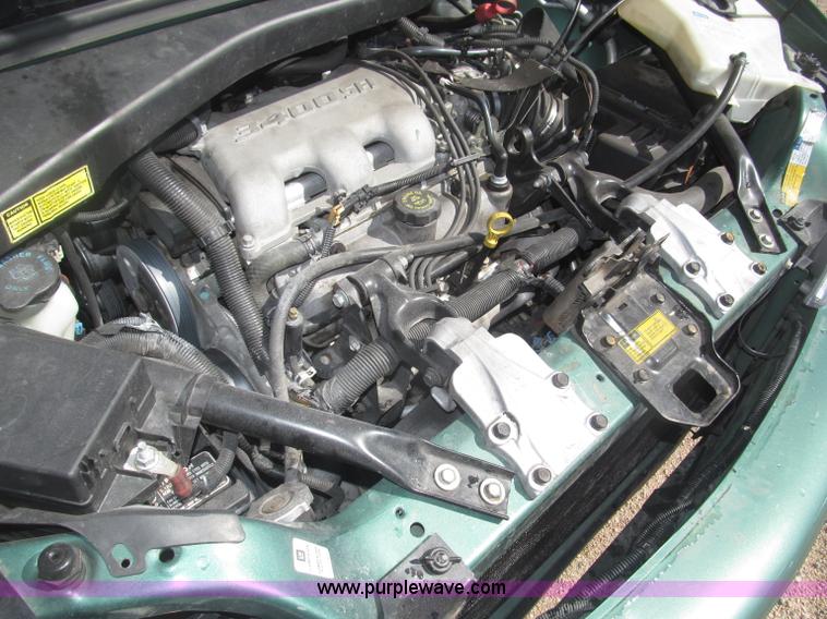 image for item B5426 2000 Oldsmobile Silhouette minivan