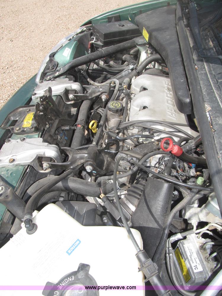 image for item B5426 2000 Oldsmobile Silhouette minivan