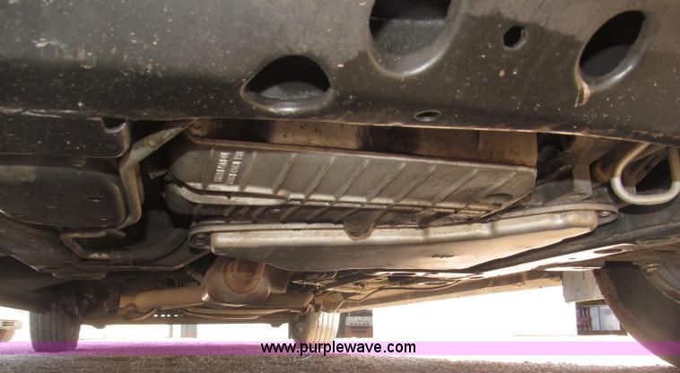 image for item B5426 2000 Oldsmobile Silhouette minivan