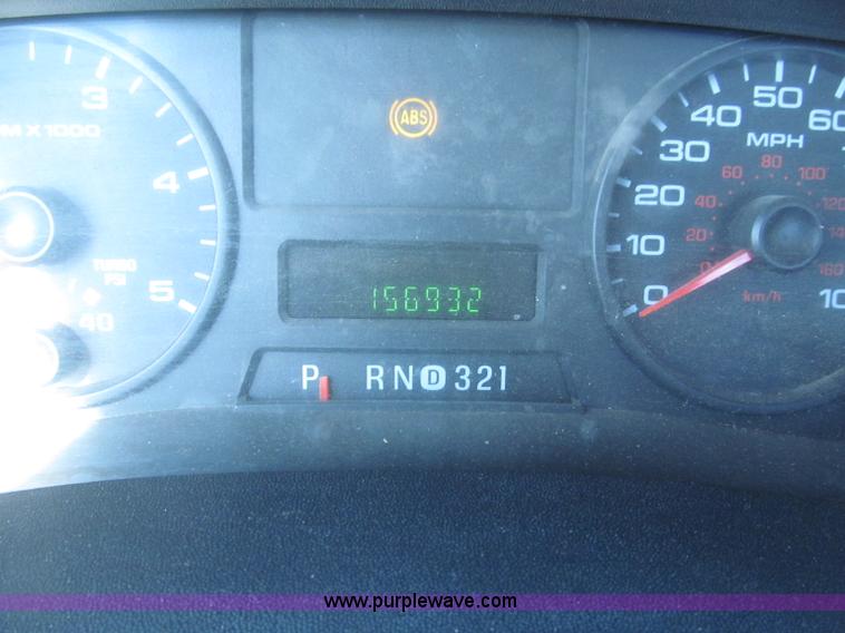 image for item B5437 2005 Ford F250 XLT Super Duty FX4 pickup truck