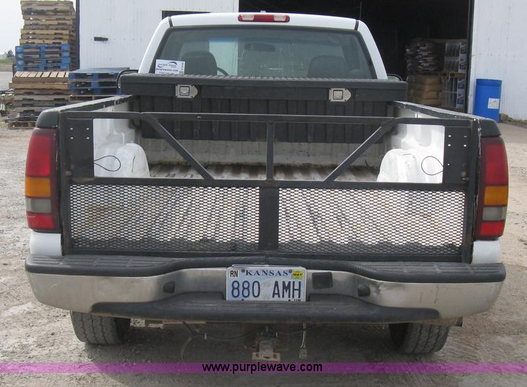 image for item E3239 1999 Chevrolet Silverado 1500 pickup truck