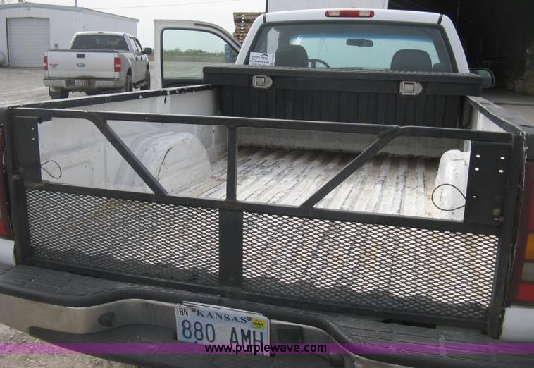 image for item E3239 1999 Chevrolet Silverado 1500 pickup truck