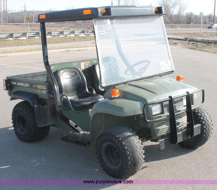 image for item E3269 2003 John Deere Trail Gator 4X2 UTV