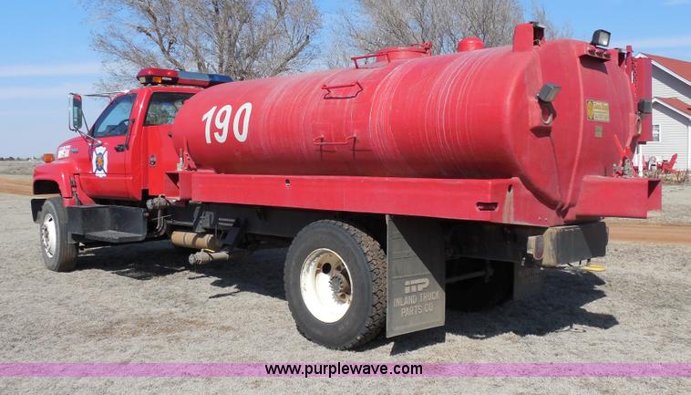 image for item E3352 1992 GMC TopKick water tender truck
